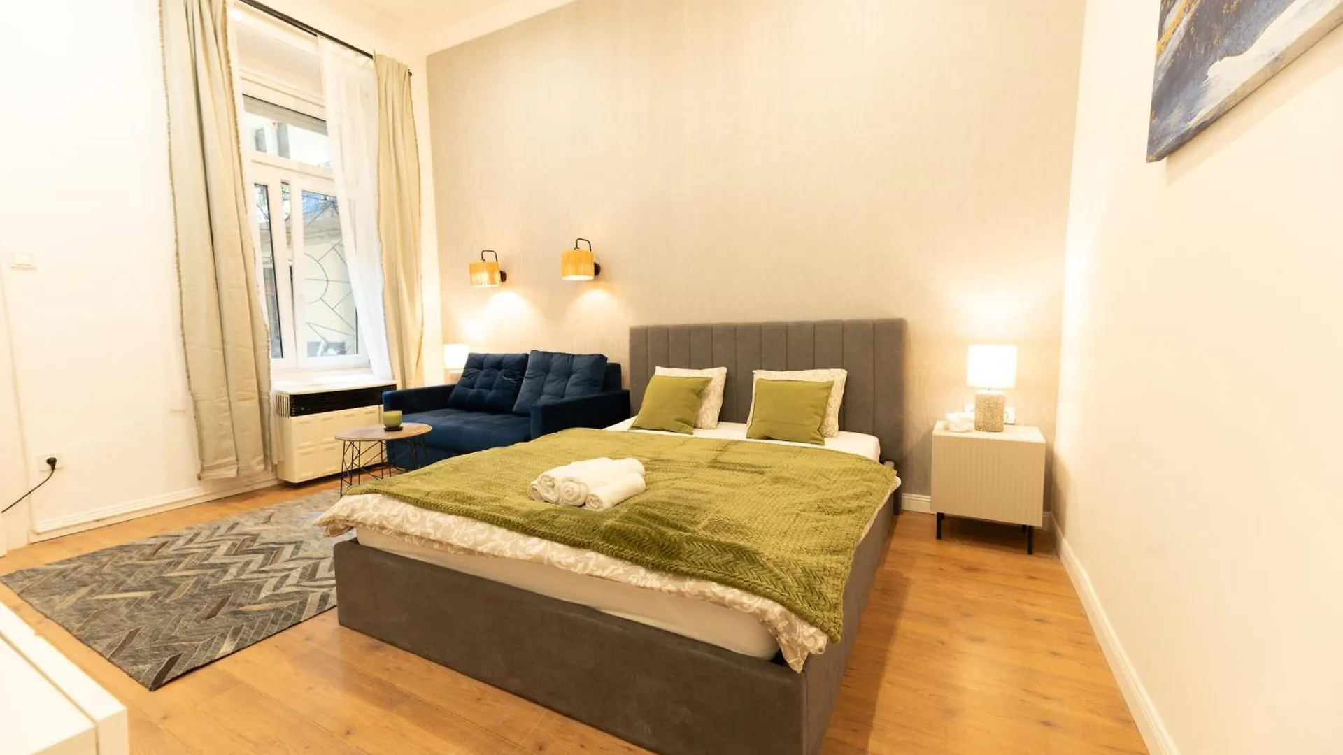 Superior N' Cozy Mozsar 6 Suite In The Heart Of Budapest 0*,  Hungary