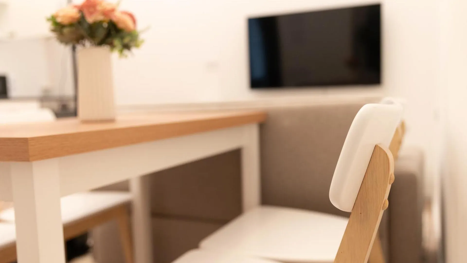 Apartment Superior N' Cozy Mozsar 6 Suite In The Heart Of Budapest
